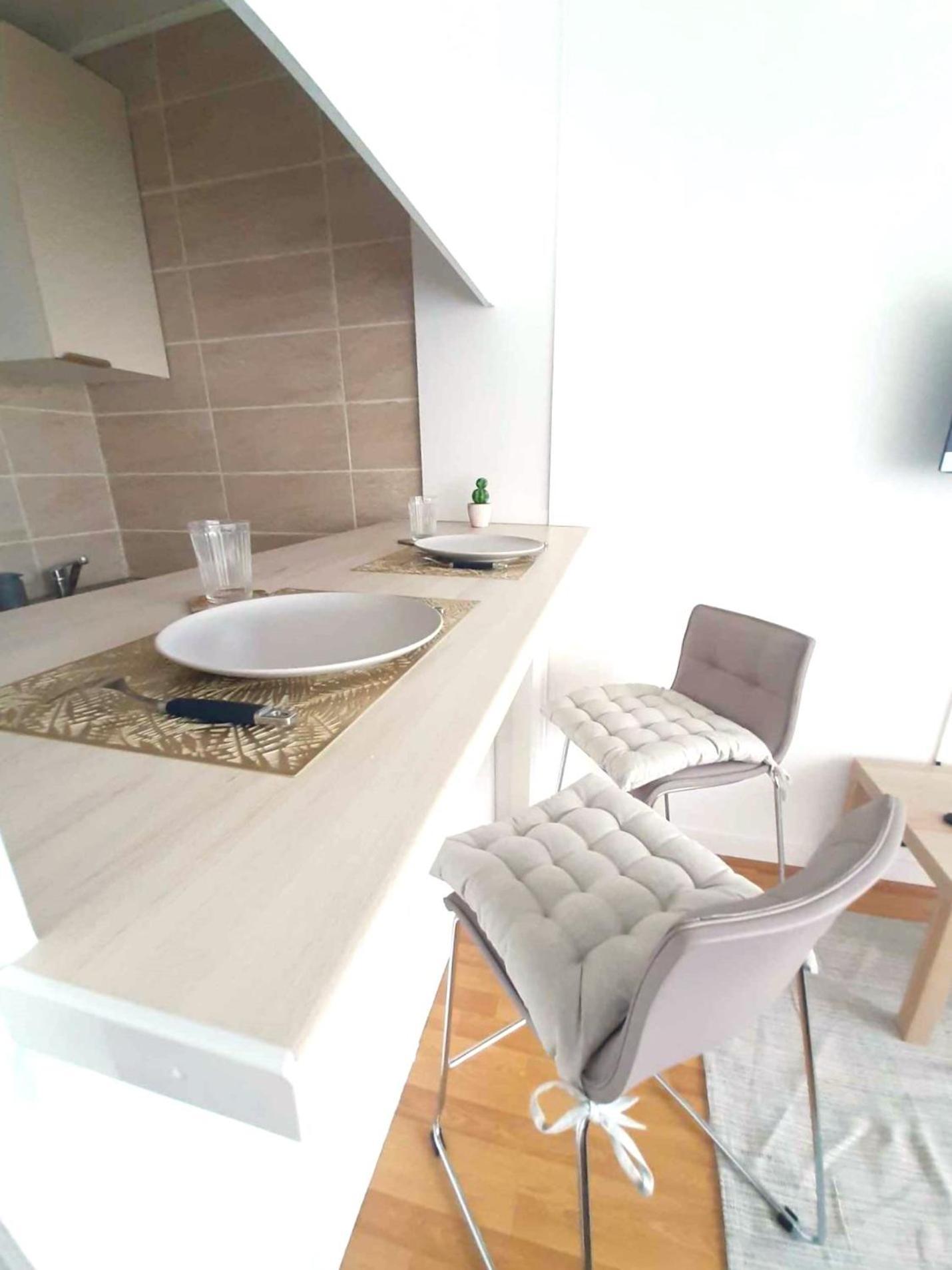 Au Havre Des Sacres - Balcon - Proximite Centre Apartment Reims Ngoại thất bức ảnh